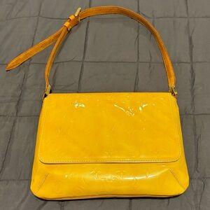 Louis Vuitton Vernis Thompson Monogram Yellow Patent Leather Street Bag 1999